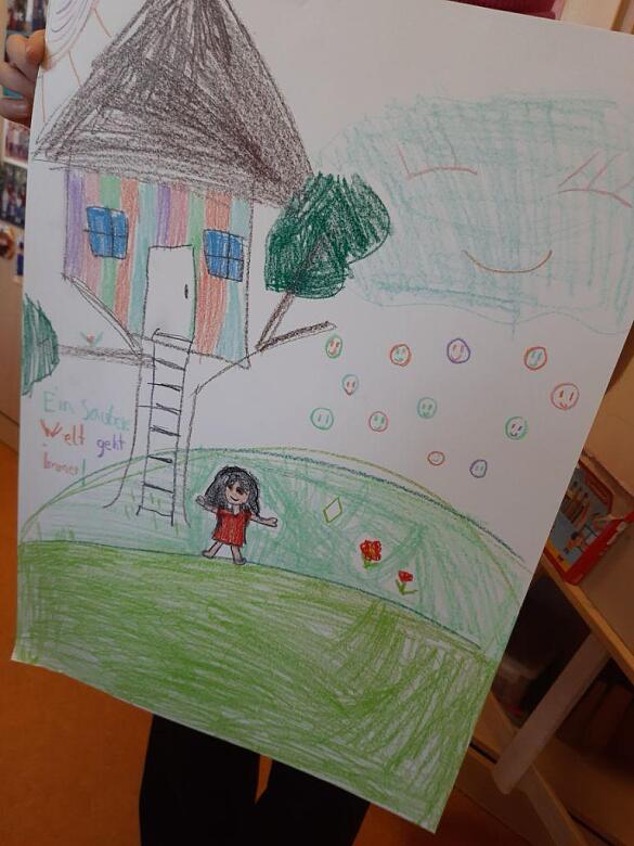 Das Bild zeigt ein gemaltes Bild eines Kindes zu den Kinderrechten.